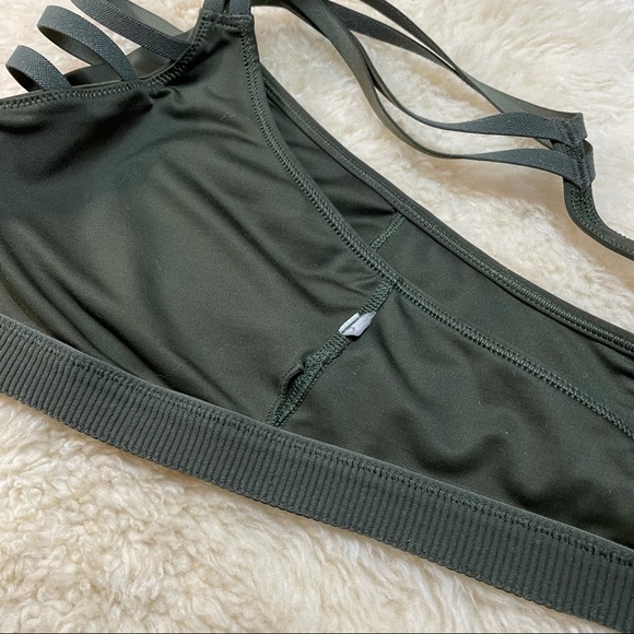 VSX Sports Bra sz M - Picture 3 of 3